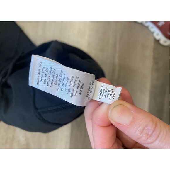 Athleta Black Nylon/Spandex Leggings, Size Small - Picture 8 of 11